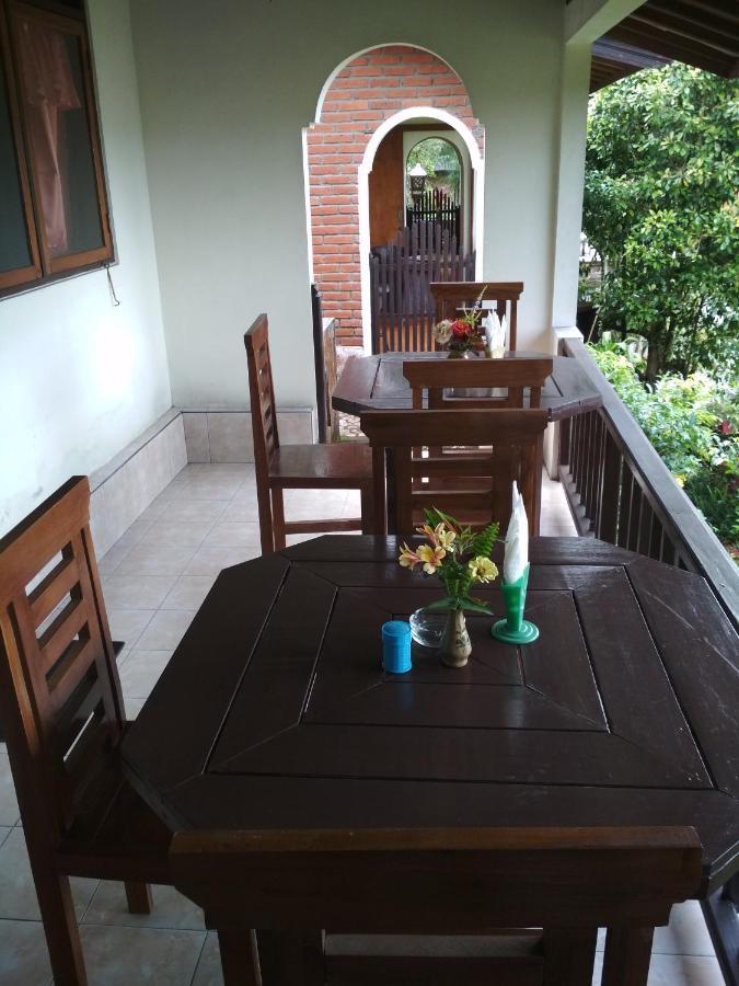 Made Homestay Munduk Esterno foto