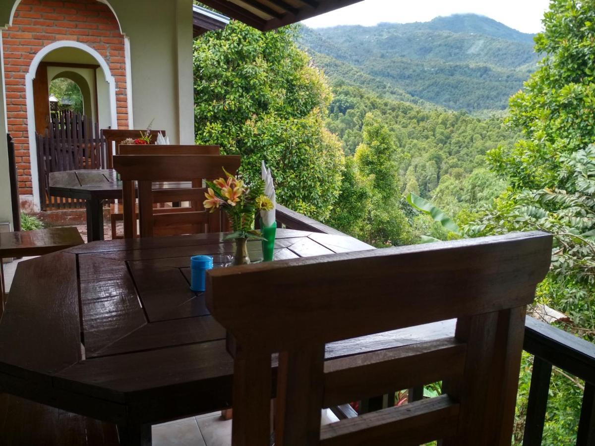 Made Homestay Munduk Esterno foto